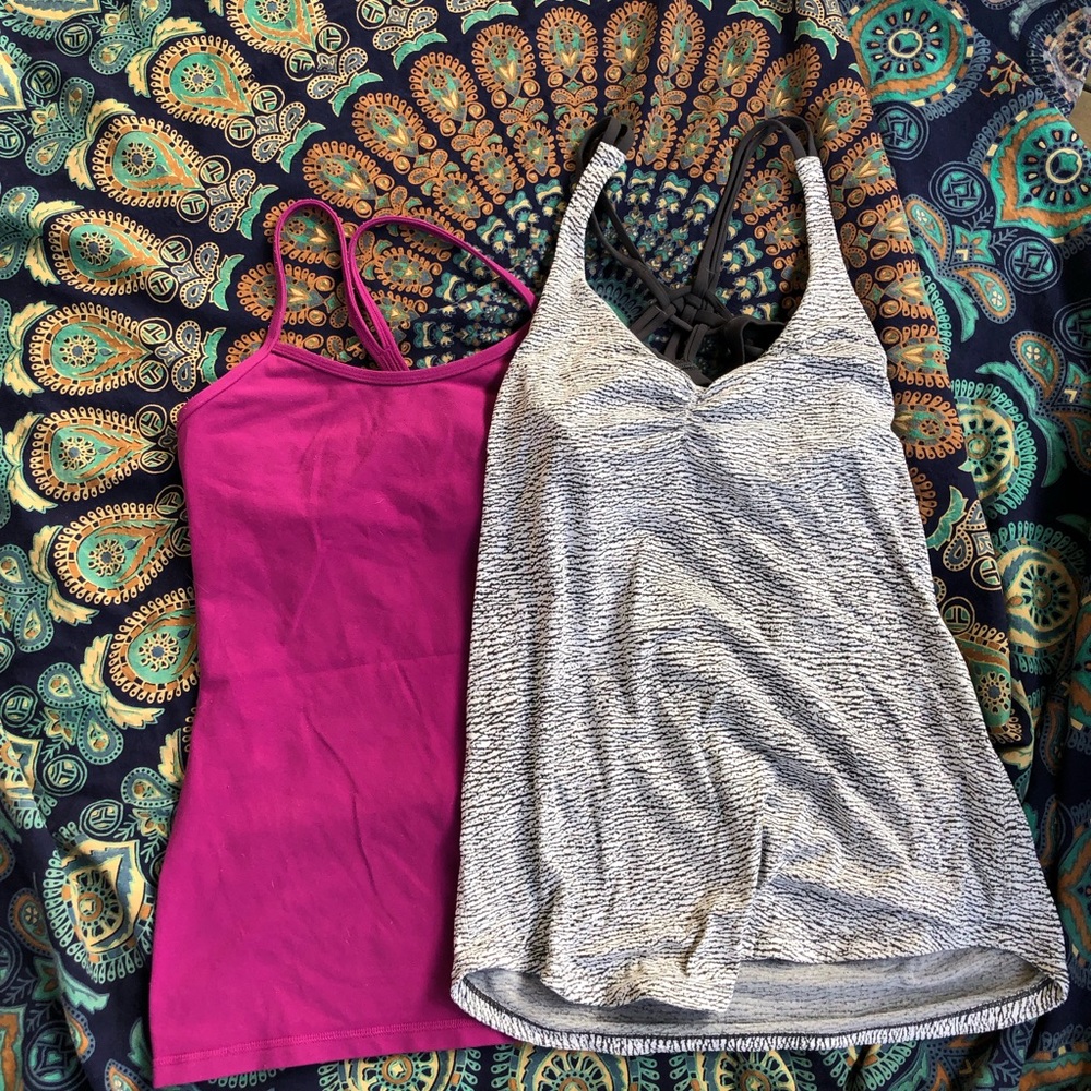 Lululemon Lot of 2 Tank Tops size 6